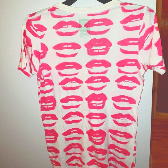 2010 vintage, Pink & White Tee, Size M - Picture 2 of 5